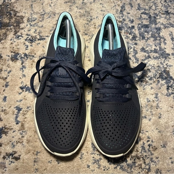 Crocs LiteRide Pacer Navy Blue Insulated Lace-zip Sneakers Size 8 - Picture 3 of 9